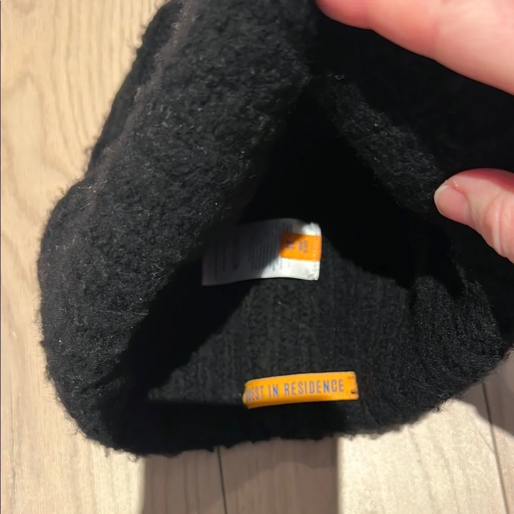 Guest in Residence wool cloud beanie